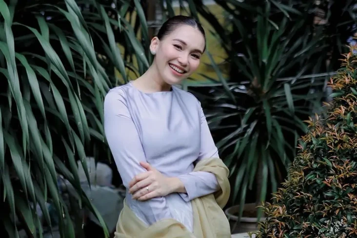 Ayu Ting Ting Open House...