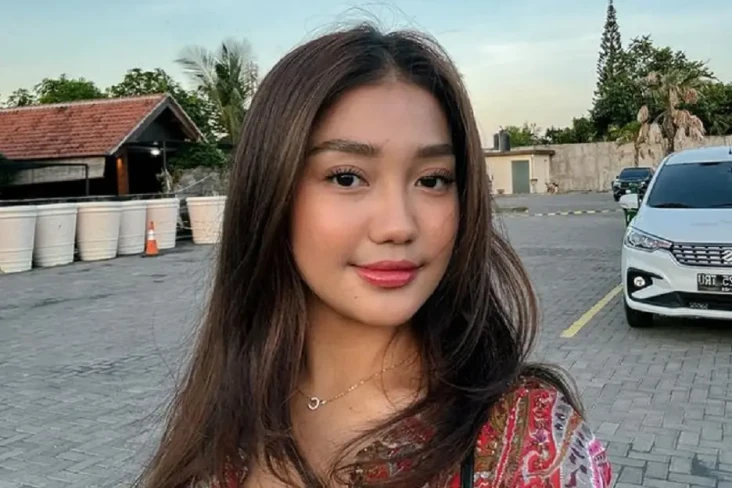 Selebgram Chandrika...