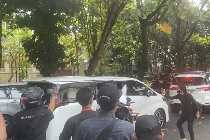 Prabowo-Gibran Berangkat...