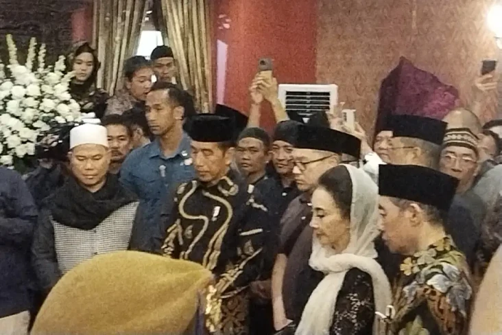 Presiden Jokowi Melayat...