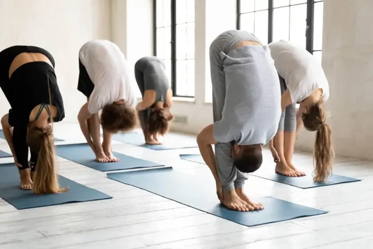 5 Gerakan Yoga yang...