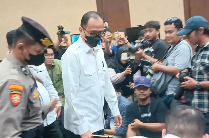 Serahkan Memori Kasasi,...
