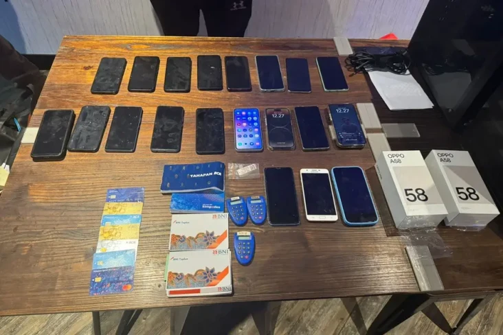 Polisi Tangkap 4 Tersangka...