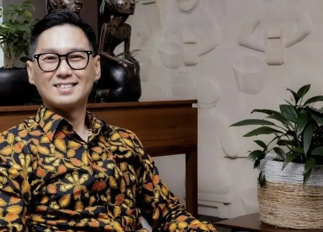 Profil Ivan Cahyadi,...