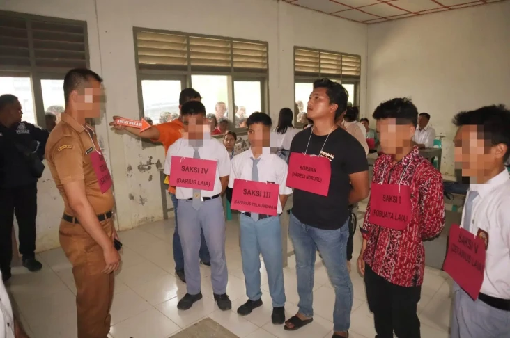 Kepsek Pelaku Penganiaya...