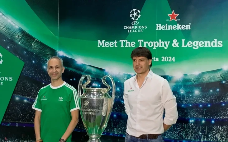 Trofi Liga Champions...