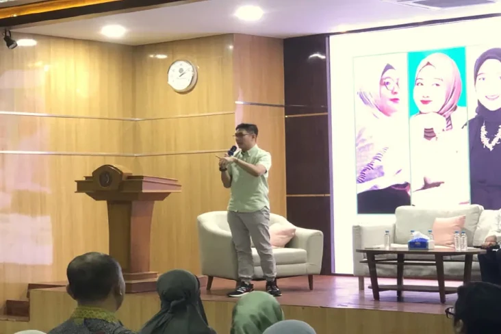 Tantang Mahasiswa Uhamka...