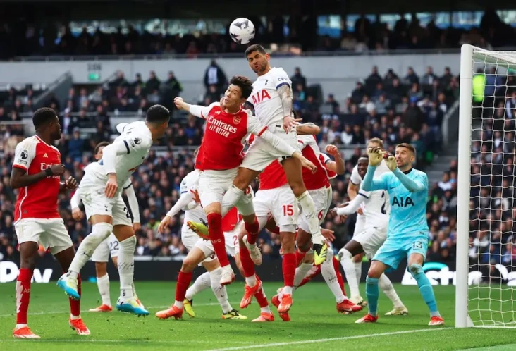 Hasil Liga Inggris:...