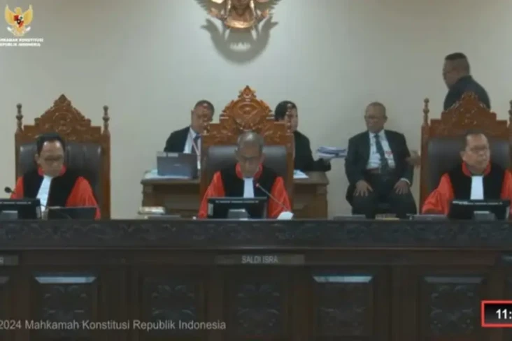 Dua Pemohon Tak Hadiri...