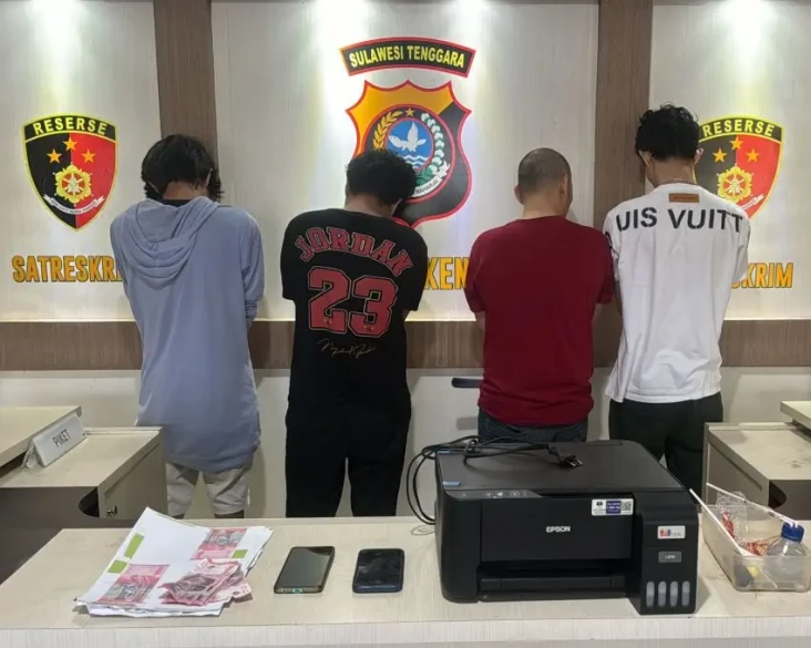 Edarkan Uang Palsu untuk...