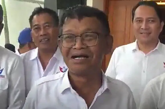 Buka Rapat Konsolidasi...