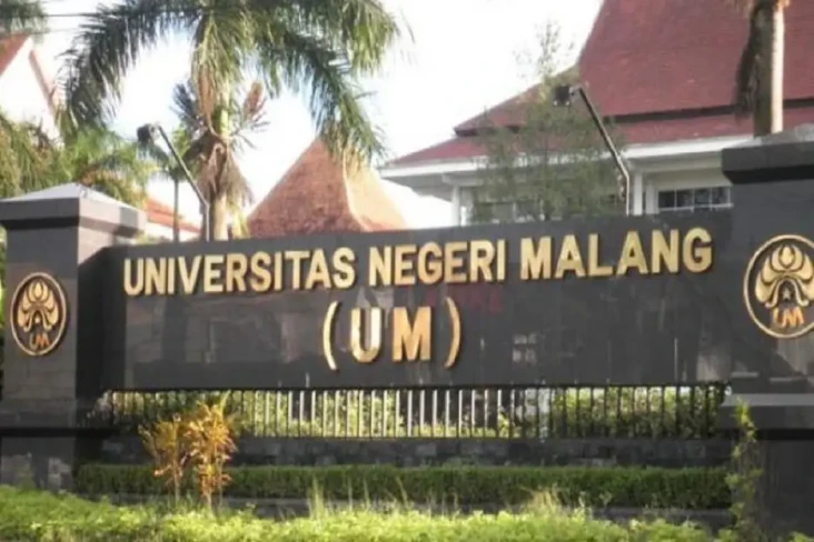 10 Universitas dengan...