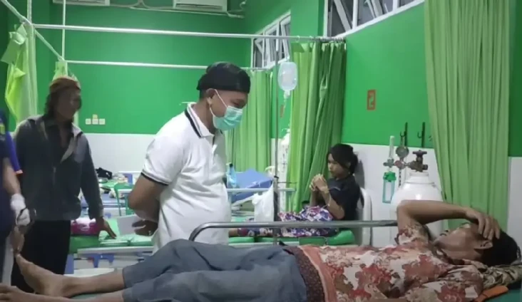 Konsumsi Jamur Liar,...