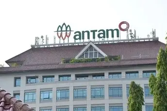 Laba Antam Jeblok, Turun...