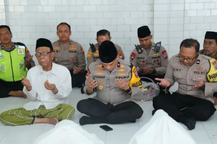 Program Jumat Religi,...