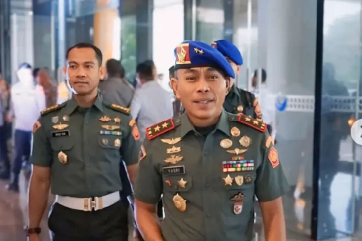 Profil Mayjen Yusri...