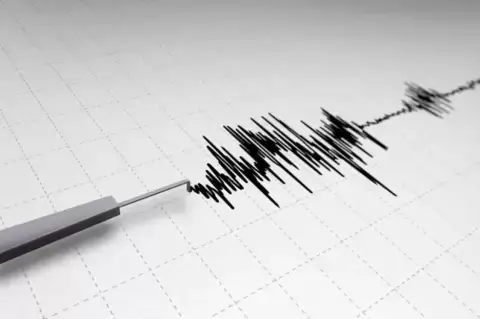 Gempa M4,9 Guncang Tambolaka...