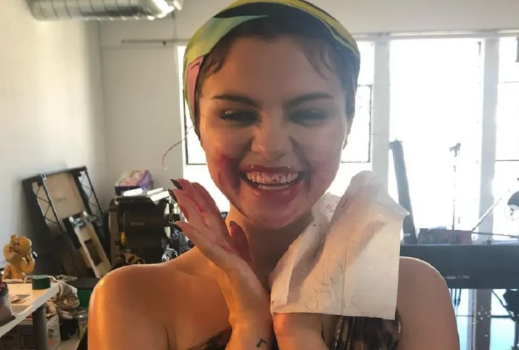 12 Artis dengan Kebiasaan...