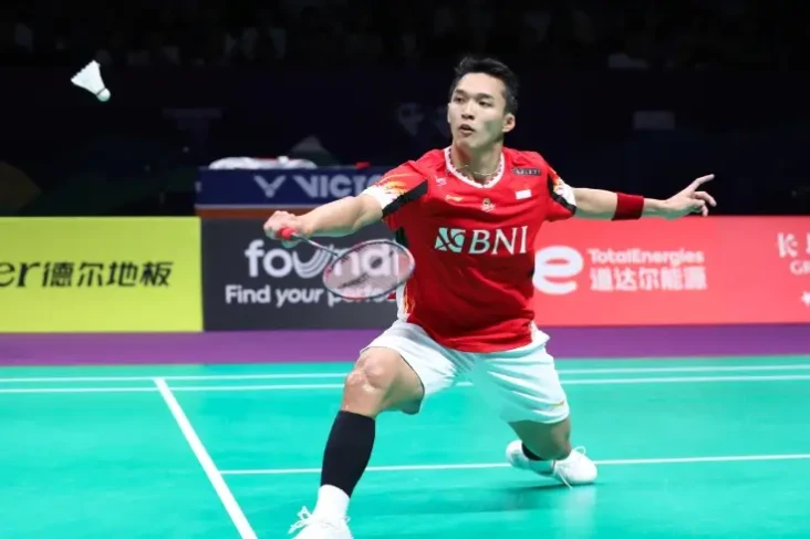 Susunan Pemain Indonesia...