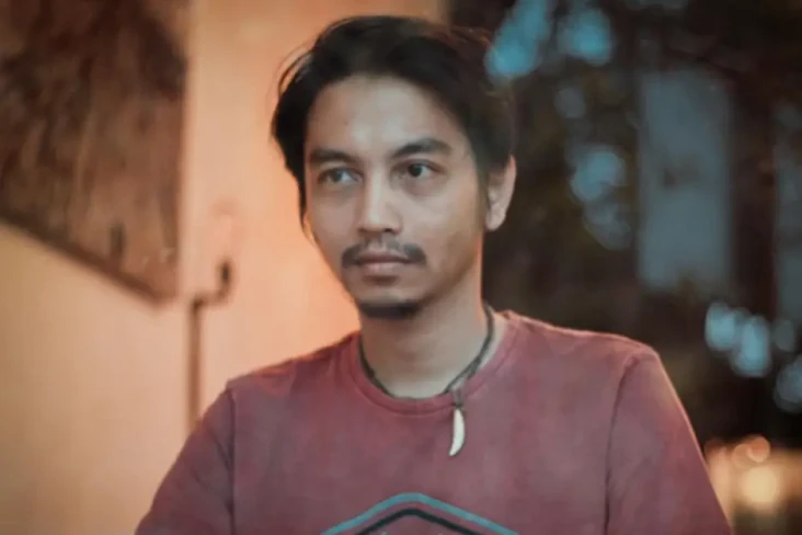 Fiersa Besari Berduka,...