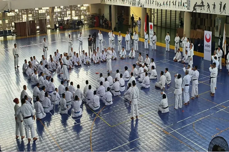 150 Karateka Indonesia...