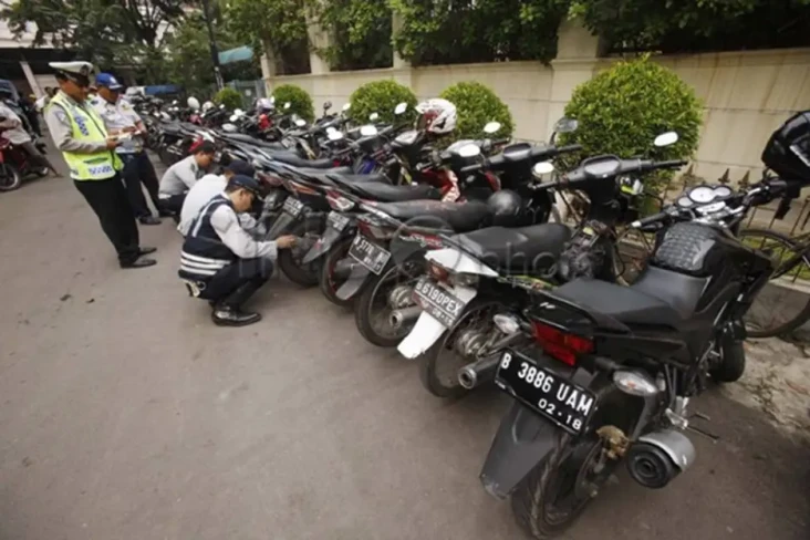 Pemprov DKI Minta Warga...
