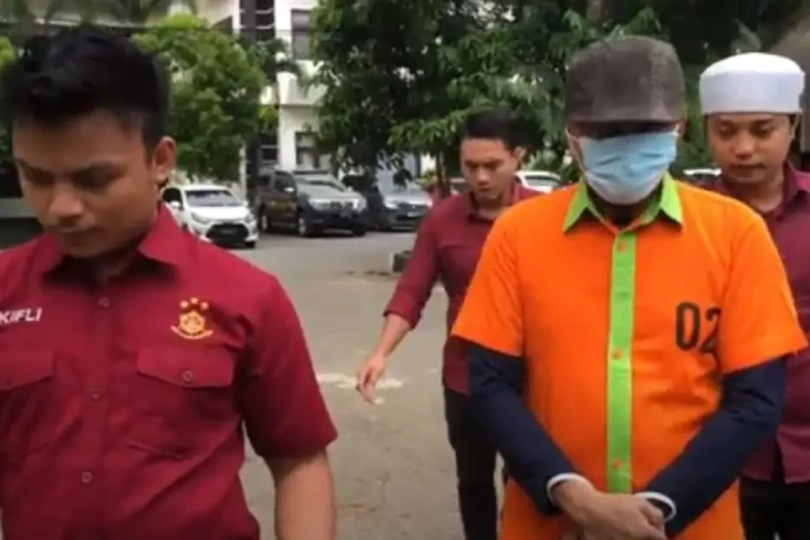 Heboh, Oknum Camat di...