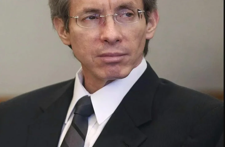 Sosok Warren Jeffs,...