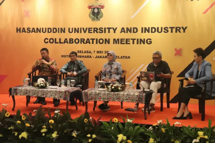Menuju WCU, Unhas Dorong...