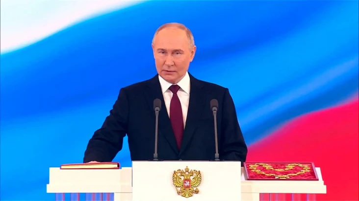Putin Dilantik untuk...