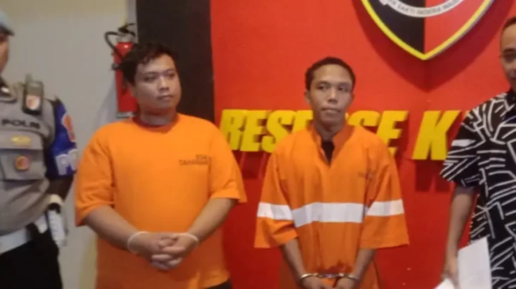 Curi Ratusan Baterai,...