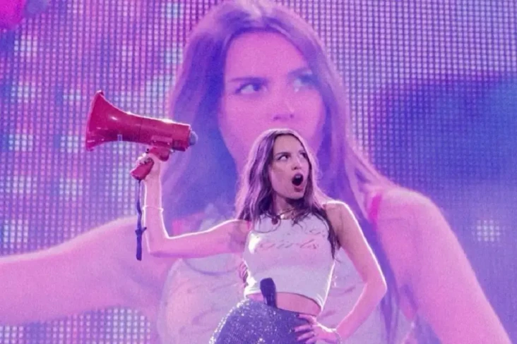 Olivia Rodrigo Gelar...