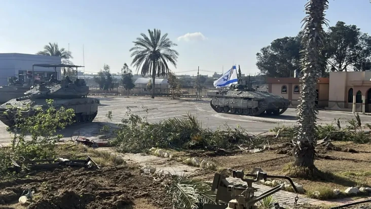 Mengapa Israel Akan...