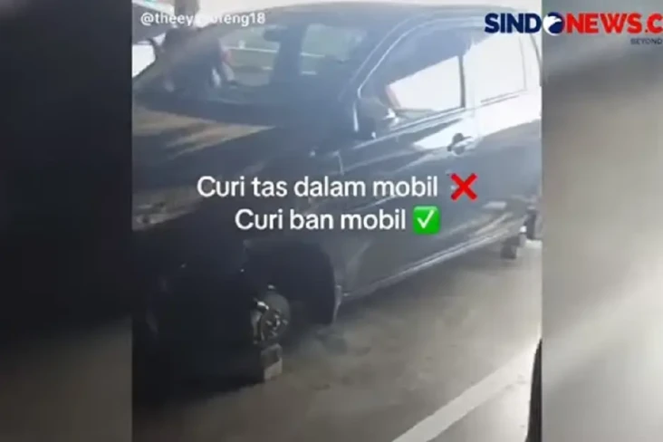 Ban Mobil Pengunjung...
