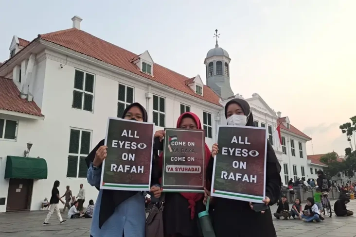 Aktivis Mahasiswa Minta...