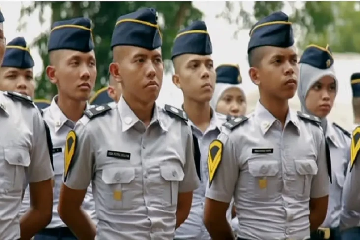 23 Sekolah Kedinasan...