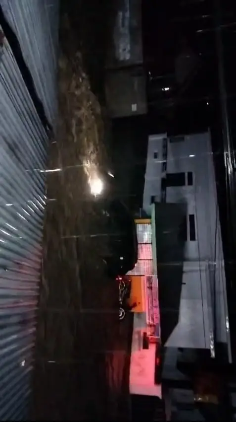 Banjir Bandang Terjang...
