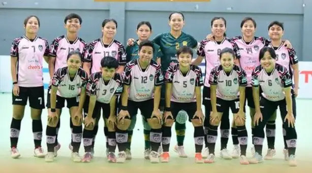 MS Putri Bersatu Puncaki...