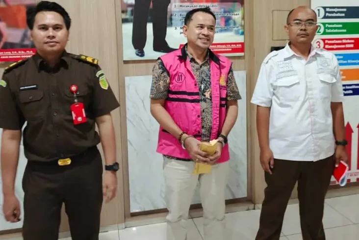 Terima ‘Uang Kopi’...