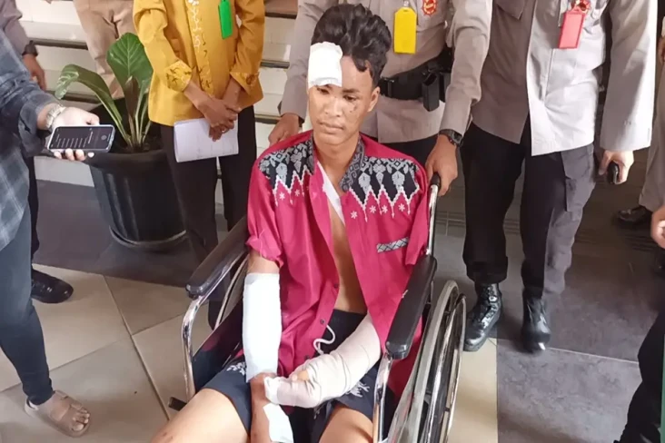 7 Pasien Korban Kecelakaan...