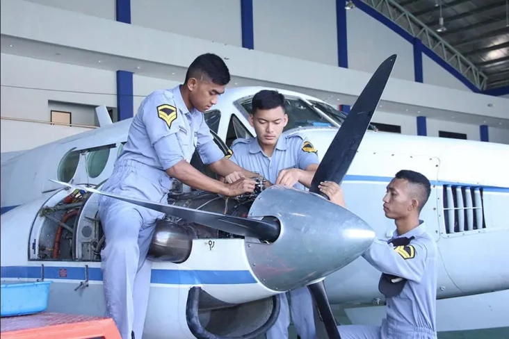 15 Sekolah Kedinasan...