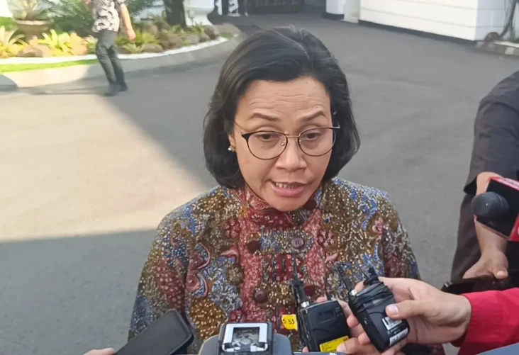 Sri Mulyani Menghadap...