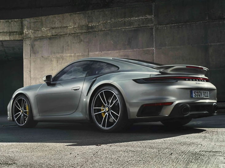 Porsche Siap Hadirkan...