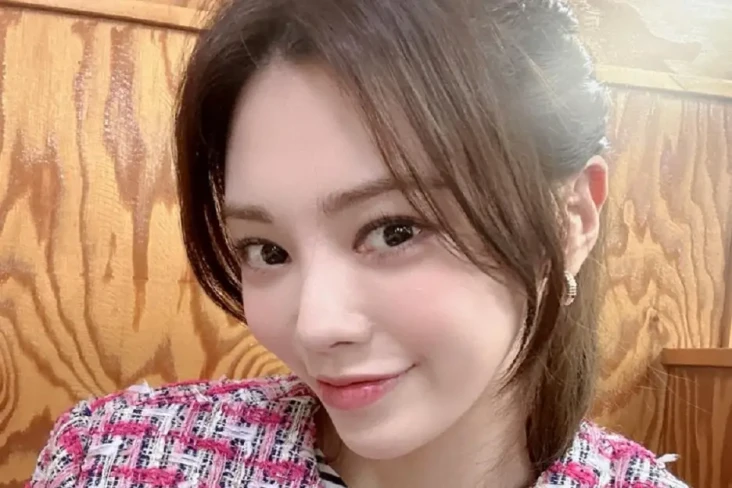 Eks After School Tampil...