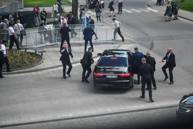 Sosok PM Slovakia yang...