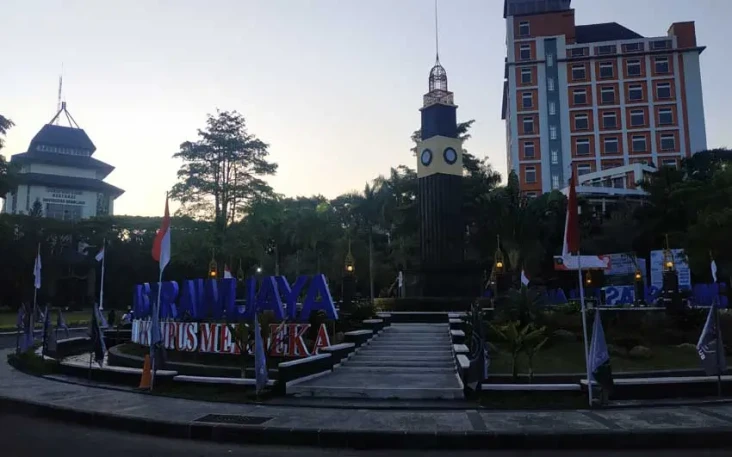 Universitas Brawijaya...