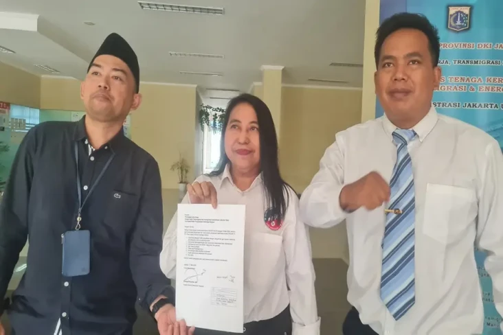 Perjuangkan Hak-hak...