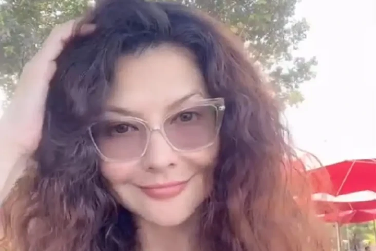 Tamara Bleszynski Singgung...