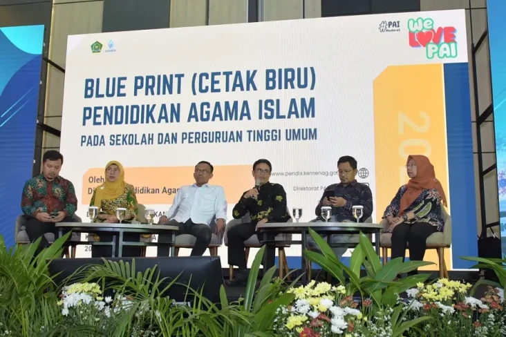 Pacu Kualitas Guru PAI,...