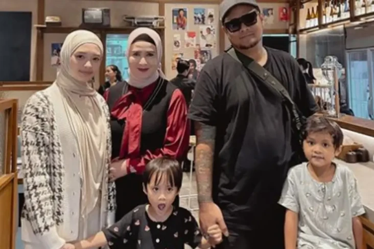 Inara Rusli Kembali...